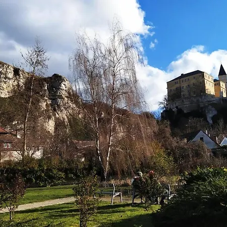 Varvoelgy Vendeghaz - Teljes Haz, Kizarolagos Hasznalattal