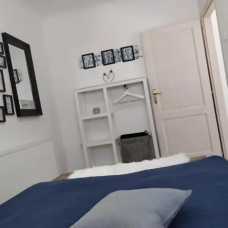 Varvoelgy Vendeghaz - Teljes Haz, Kizarolagos Hasznalattal *