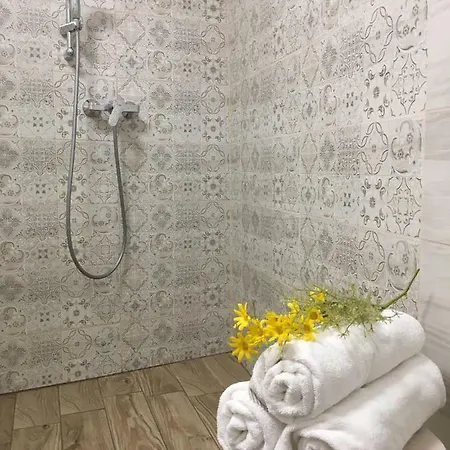 Várvölgy - Teljes Ház, Kizárólagos Használattal *