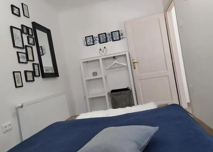 Varvoelgy Vendeghaz - Teljes Haz, Kizarolagos Hasznalattal *